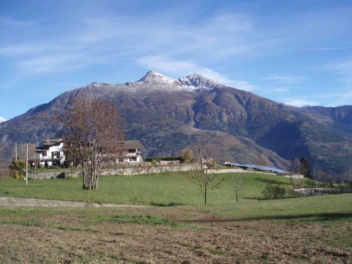 Agriturismo Plan D'Avie Аоста Екстер'єр фото