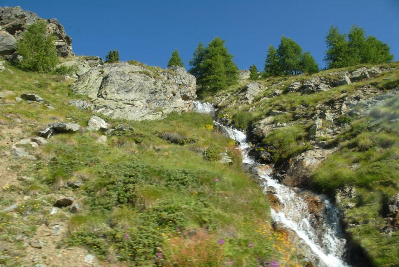 Agriturismo Plan D'Avie Аоста Екстер'єр фото